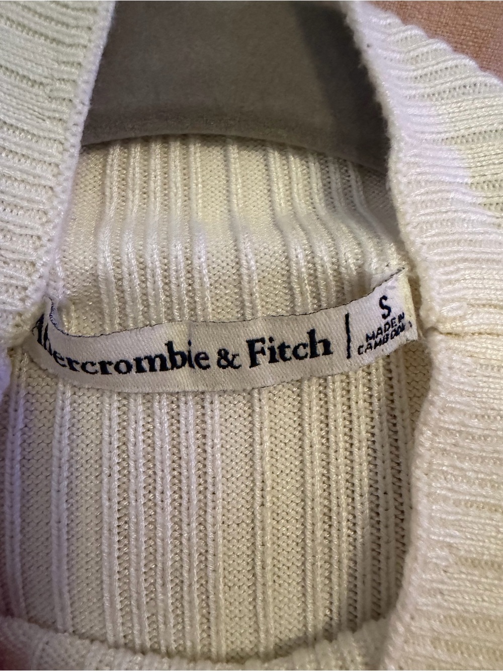 Abercrombie & Fitch Ivory Ribbed Sweater